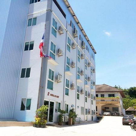 Hotel De Ratt Phuket Patong Exteriör bild