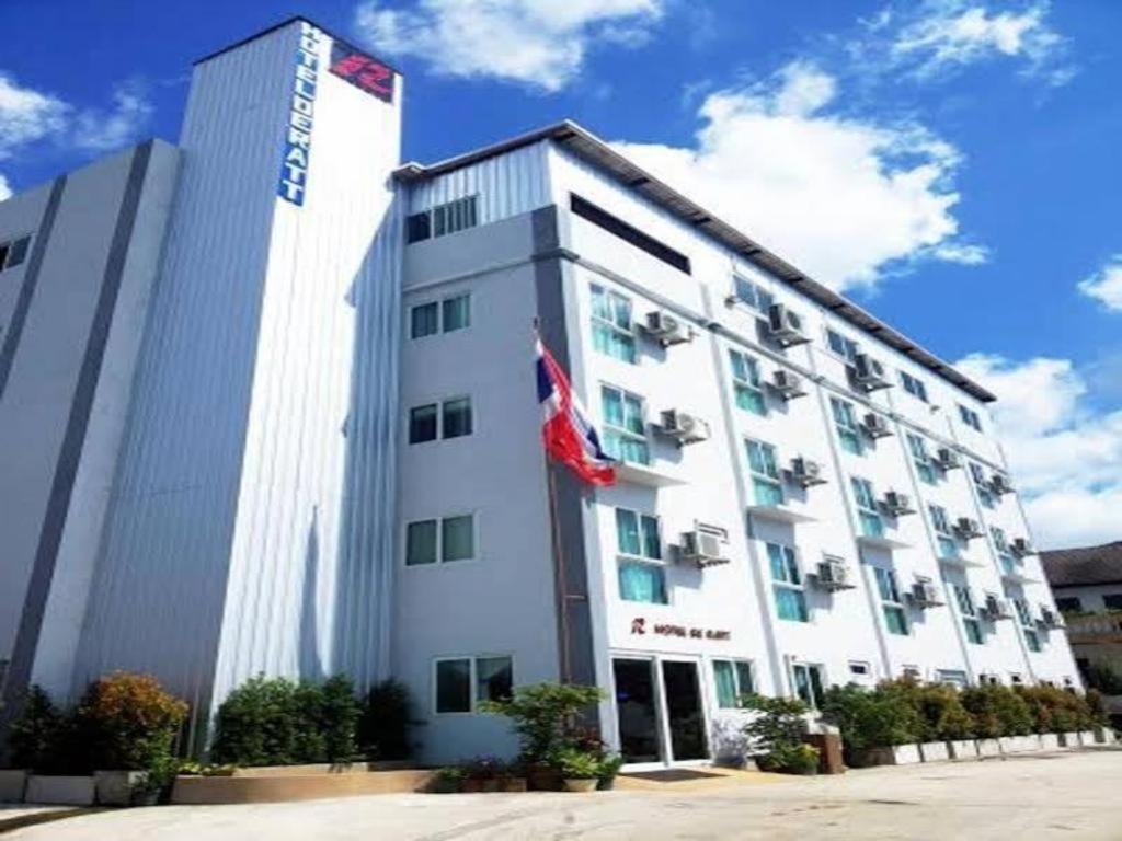 Hotel De Ratt Phuket Patong Exteriör bild
