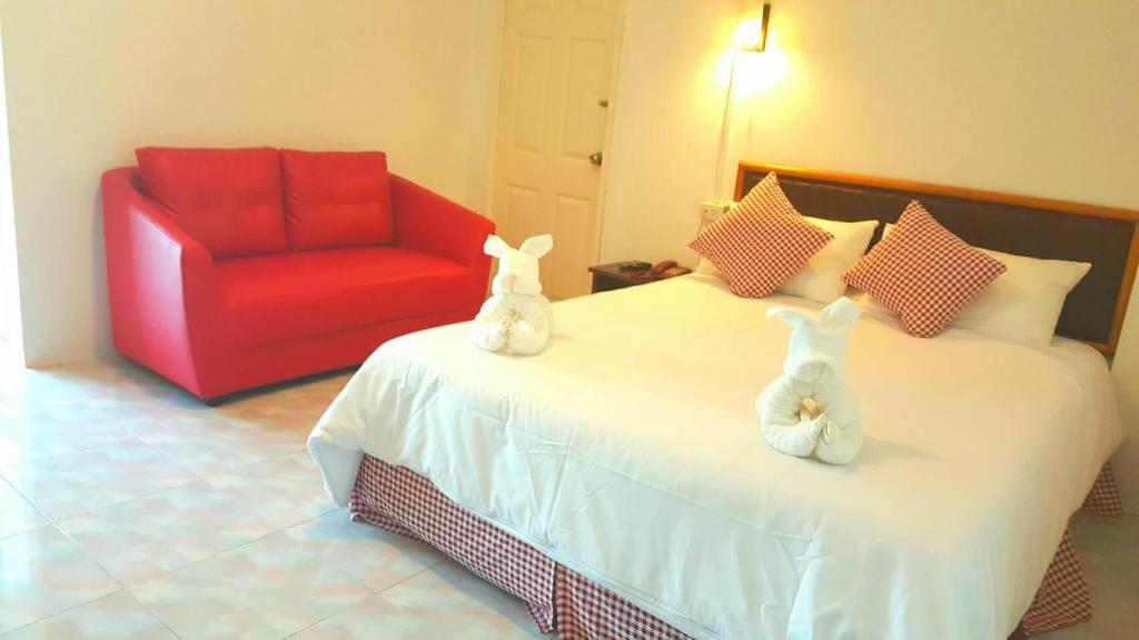 Hotel De Ratt Phuket Patong Exteriör bild