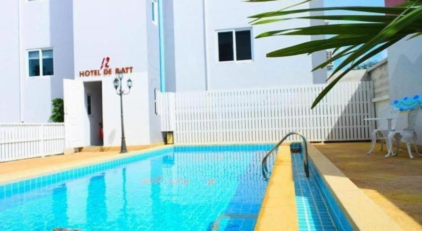 Hotel De Ratt Phuket Patong Exteriör bild