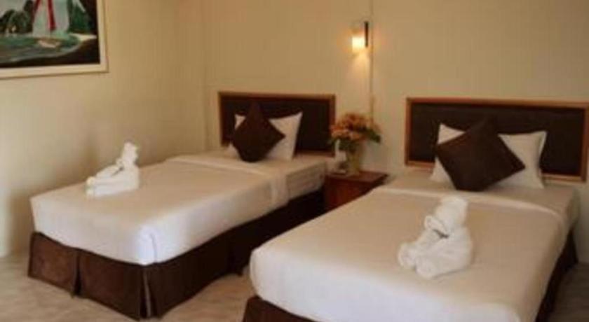 Hotel De Ratt Phuket Patong Exteriör bild
